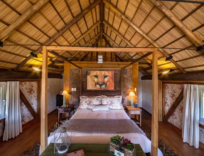 quarto-bangalo-parador-acomodacao