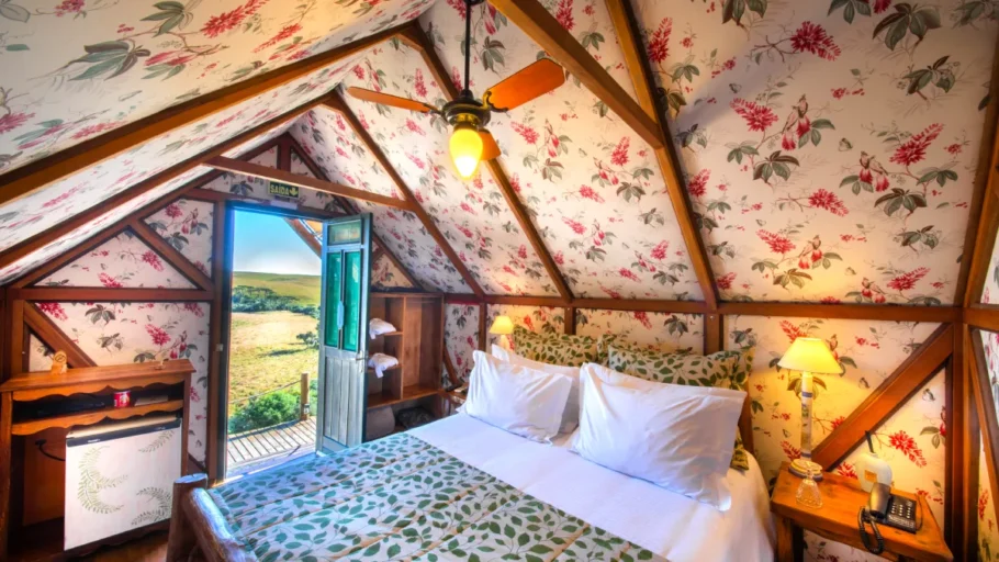 barraca-luxo-acomodacao-cama