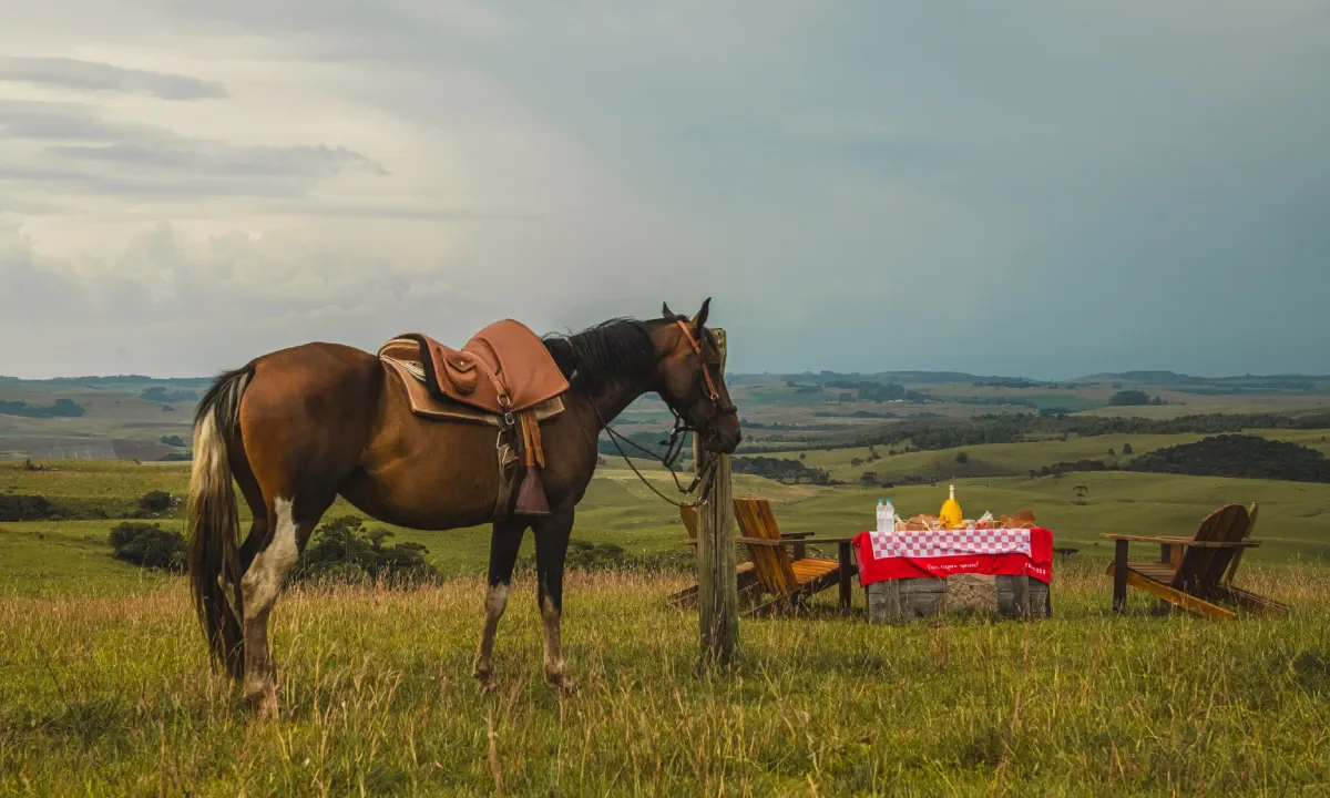 vista-de-cambara-do-sul-cavalgada